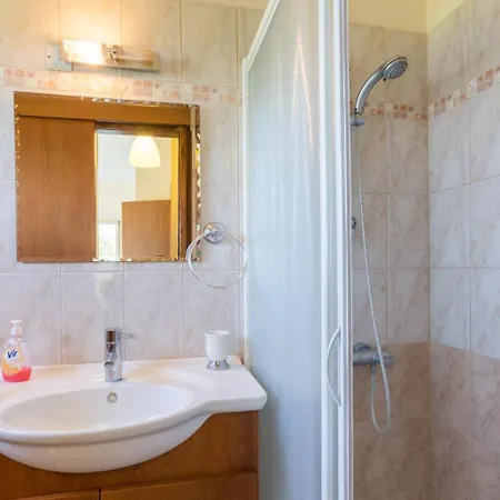 Clementina Kato Yialia